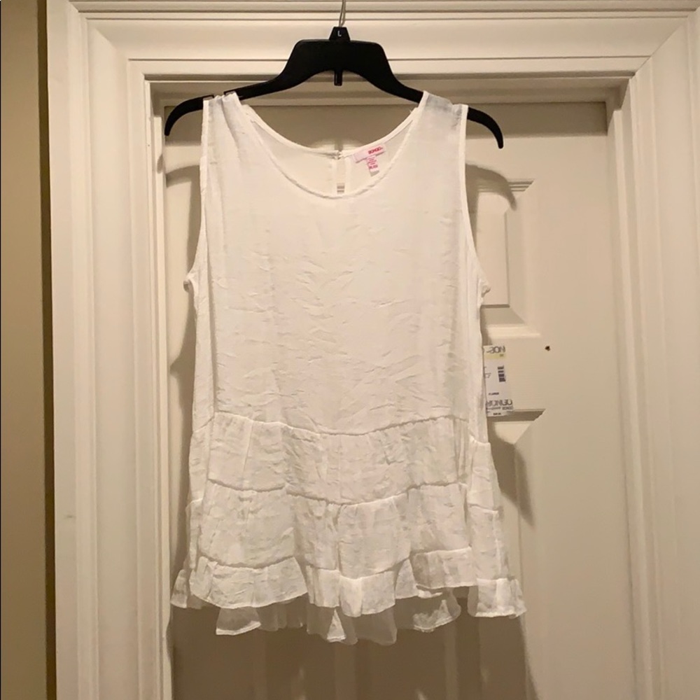Bongo | White Flowy Tank